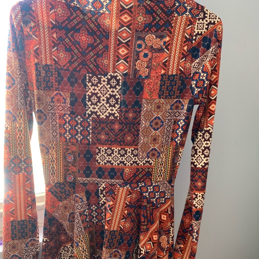 Dress - Picture 2 of 2